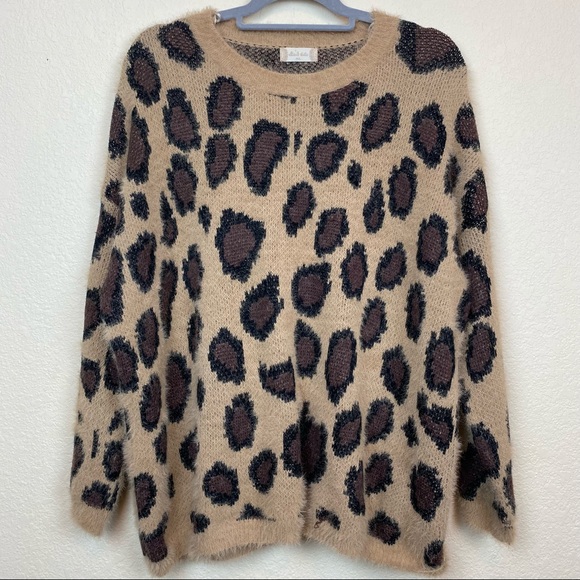 Leopard Print Fuzzy Crew Sweater | Poshmark